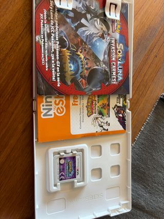 Nuovo Nintendo 2DS XL Nero + Pokémon e Zelda
