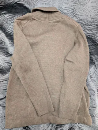 Chaqueta de lana virgen beige