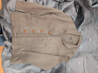 Chaqueta de lana virgen beige