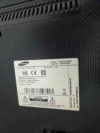 Televisión Samsung 40 Negra