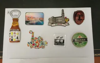 Lote 7 Imanes de diferentes países.