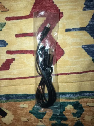 Navegador GPS TomTom ONE XL con accesorios