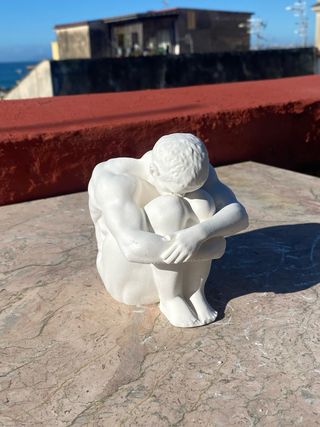 Vasetto in gesso figura uomo