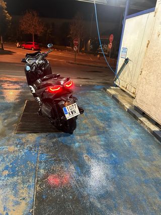 Yamaha IronMax Xmax 400 - 2019