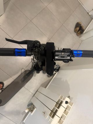 Patinete Eléctrico con Cadena y Candado