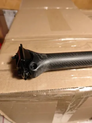 Tija sillín carbono