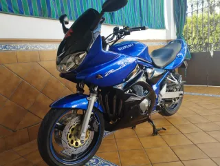 Suzuki GSF600 Bandit S Azul