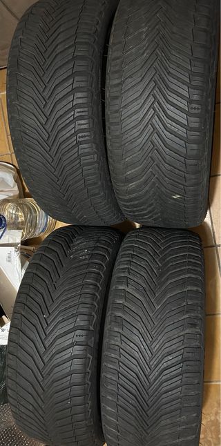 Michelin CrossClimate 225/40 R18 92Y