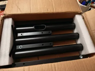 Soporte TV Ajustable con Ruedas