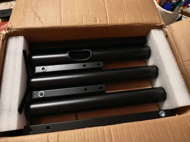 Soporte TV Ajustable con Ruedas