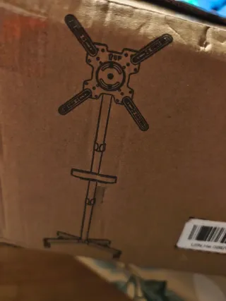 Soporte TV Ajustable con Ruedas