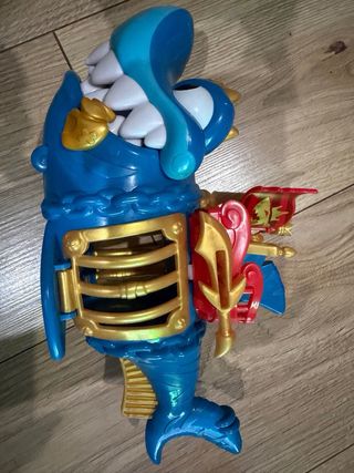 Tiburón Pirata Juguete Azul