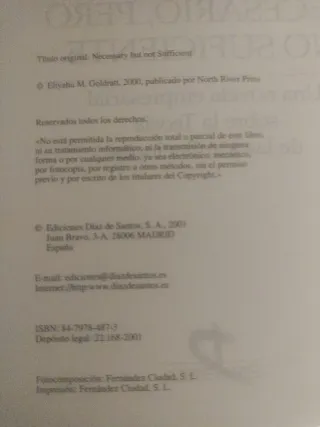 Necesario pero no suficiente: Una novela empres...