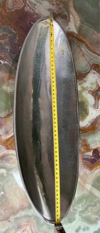 Bandeja decorativa ovalada de metal