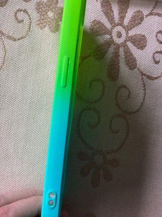 Funda iPhone fluorescente degradada