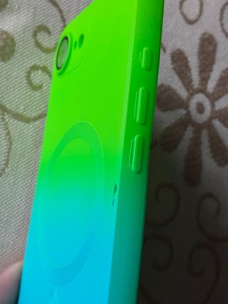 Funda iPhone fluorescente degradada