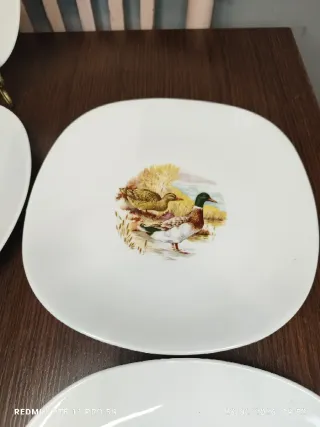 8 Piatti in Porcellana Francese Vintage Caccia