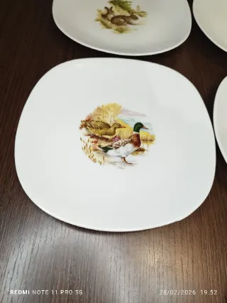 8 Piatti in Porcellana Francese Vintage Caccia