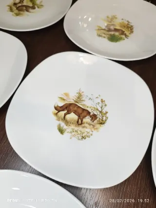 8 Piatti in Porcellana Francese Vintage Caccia