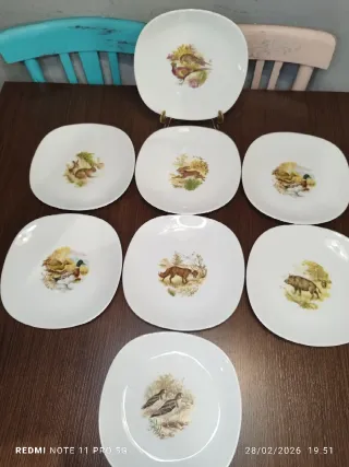 8 Piatti in Porcellana Francese Vintage Caccia