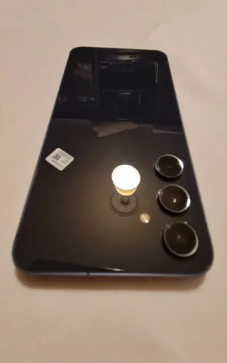 Samsung A55 5G Negro + Cargador original y Funda.