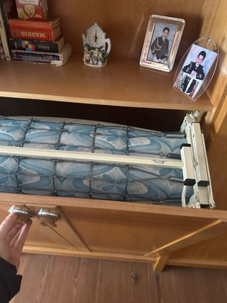 Habitación completa de madera , escritorio, baldas