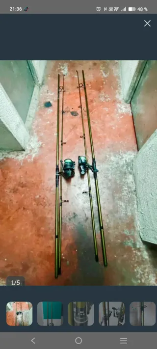 2 Cañas de pescar con carretes