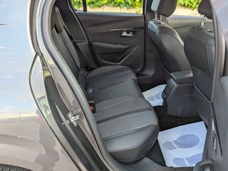 Peugeot 208 1.5EcoBlue Allure 100 Garantía IVA Inc