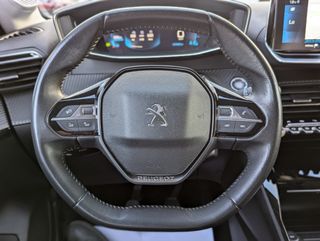 Peugeot 208 1.5EcoBlue Allure 100 Garantía IVA Inc