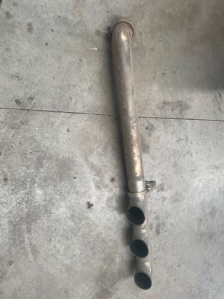Tubo de escape camión 3 salidas
