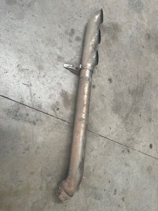 Tubo de escape camión 3 salidas
