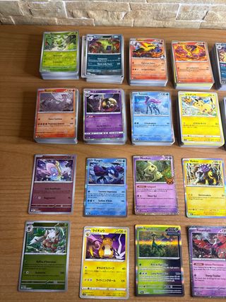 Lotto 500 carte Pokémon Varie