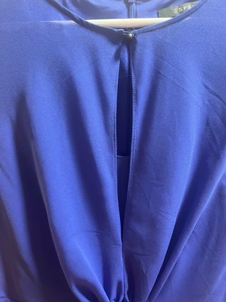 Vestido azul con nudo frontal, talla 42