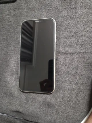 iPhone 11 Nero/Argento