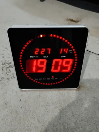 Reloj Digital Pared LED Rojo