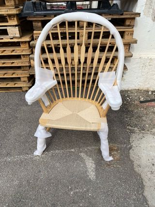 Silla pavo real de mimbre y madera