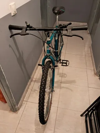 Bicicleta 26 BH Recientemente puesta a punto