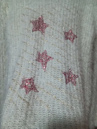Jersey blanco con estrellas rosas