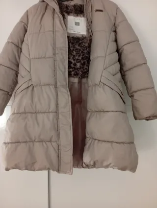 Abrigo niña beige talla 6