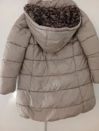 Abrigo niña beige talla 6