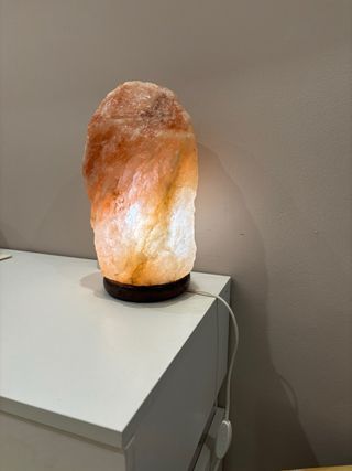 Lámpara de sal natural del Himalaya