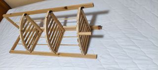 Estantería plegable de madera