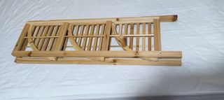 Estantería plegable de madera