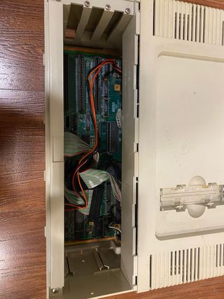 Amstrad PC 1512 Unidad Central Beige