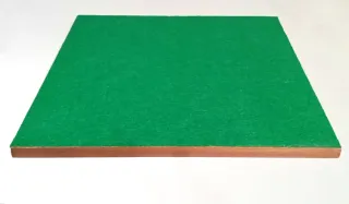 Tablero de ajedrez antiguo de madera