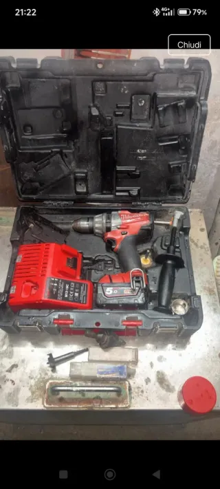 Avvitatore a percussioni Milwaukee