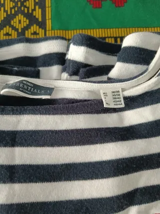 Camiseta Rayas Rojas Corazón