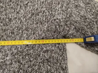 Jersey lana gris jaspeado. Pull&Bear.