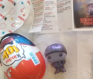 Kinder Joy Stranger Things Figura