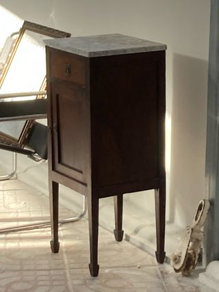 Mueble auxiliar madera y mármol